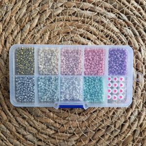 Kralenbox 2mm rocailles pastel met acrylkralen
